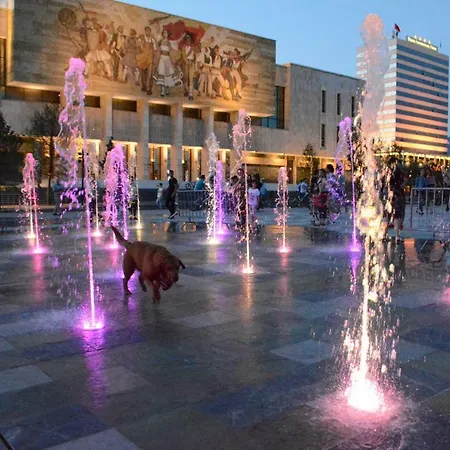 Διαμέρισμα Center *